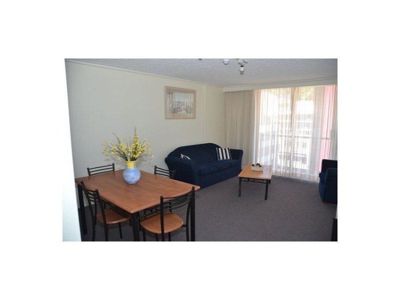 67 Ferny Avenue, Surfers Paradise QLD 4217