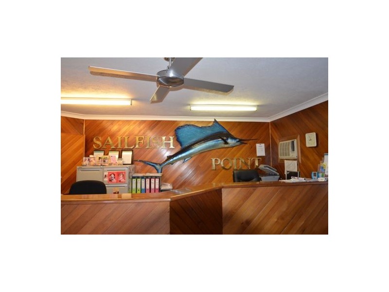300 Cottesloe Drive, Mermaid Waters QLD 4218