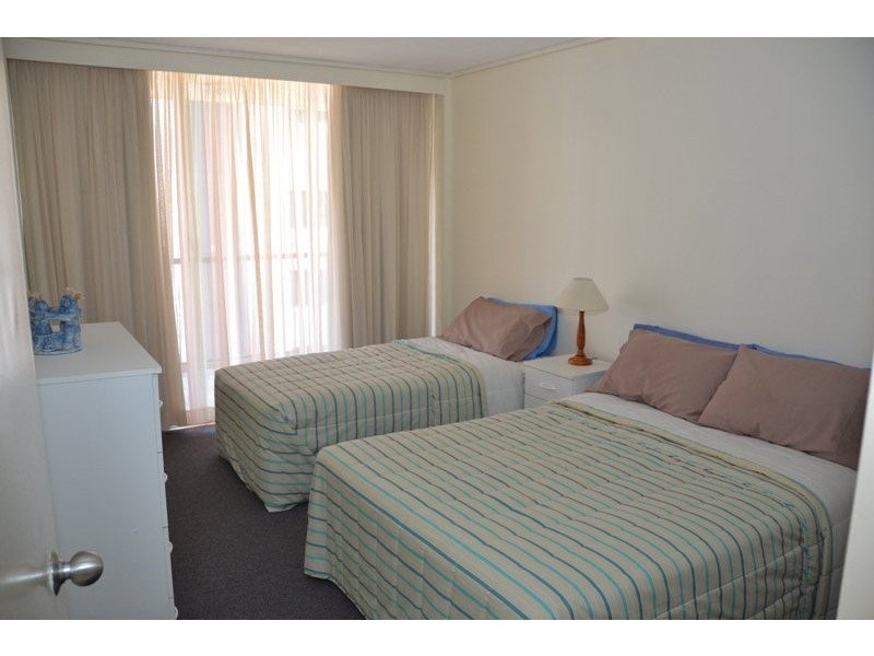 67 Ferny Ave, Surfers Paradise QLD 4217