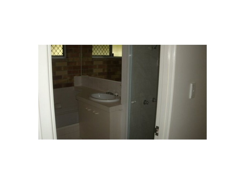 1/245 A Warwick Rd, Churchill QLD 4305