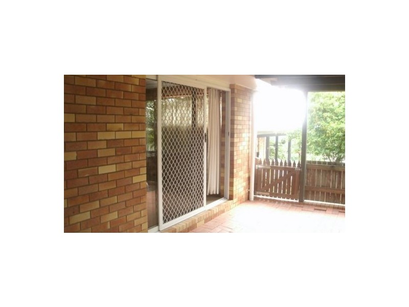 1/245 A Warwick Rd, Churchill QLD 4305