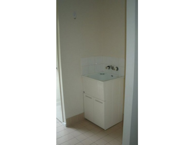 1/245 A Warwick Rd, Churchill QLD 4305