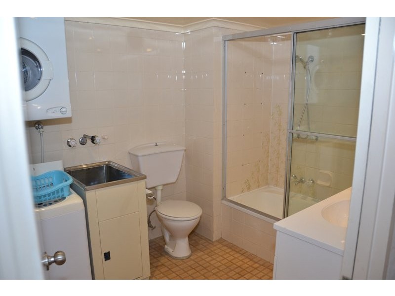 67 Ferny Ave, Surfers Paradise QLD 4217