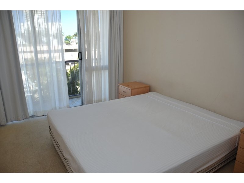 67 Ferny Ave, Surfers Paradise QLD 4217