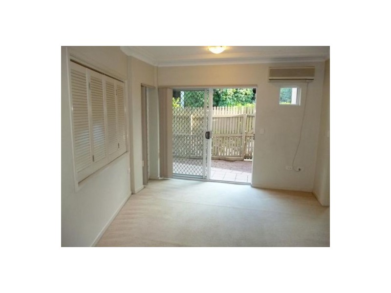 38 Lissner Street, Toowong QLD 4066