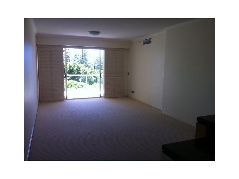 1043/1 Lennie Avenue, Main Beach QLD 4217