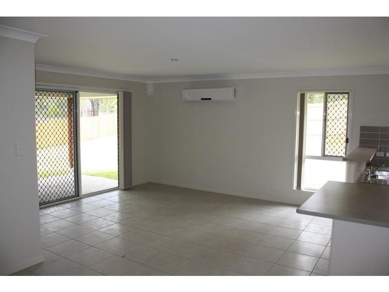 14 Forest Oak Drive, Chuwar QLD 4306