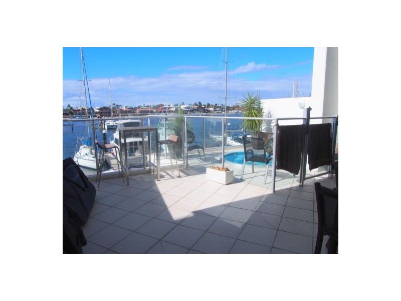 11 Nicklin Way, Minyama QLD 4575