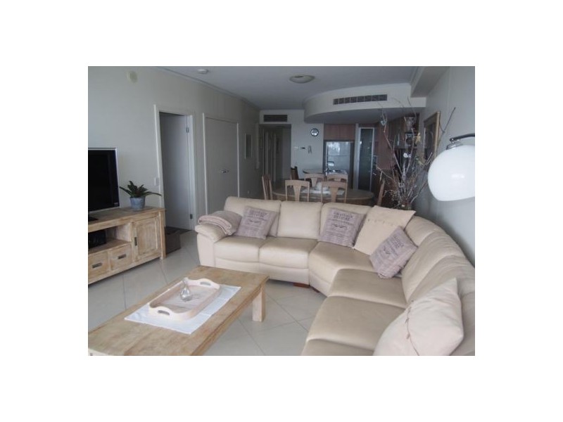 11 Nicklin Way, Minyama QLD 4575