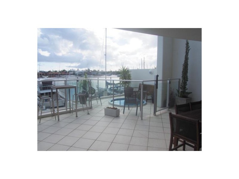 11 Nicklin Way, Minyama QLD 4575