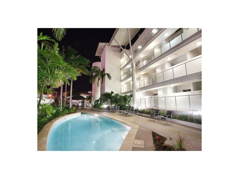 11 Nicklin Way, Minyama QLD 4575