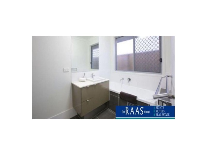 Raceview QLD 4305