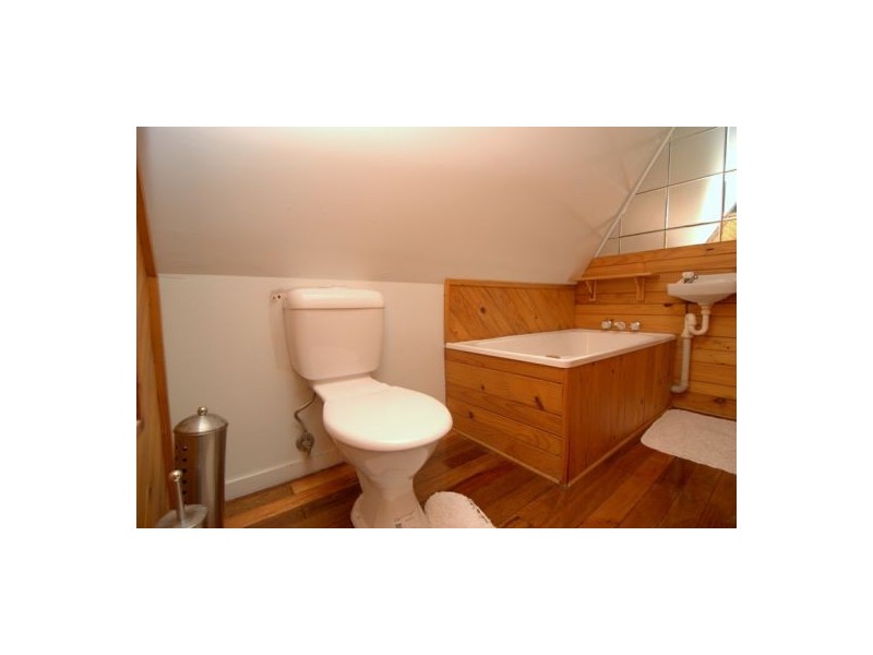 34 Simpsons Road, Bardon QLD 4065