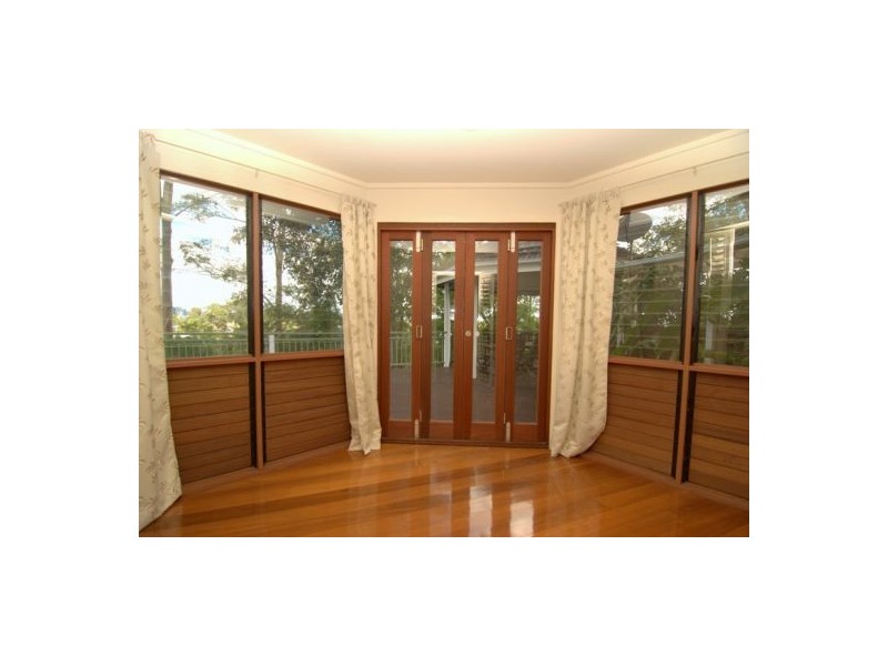 34 Simpsons Road, Bardon QLD 4065