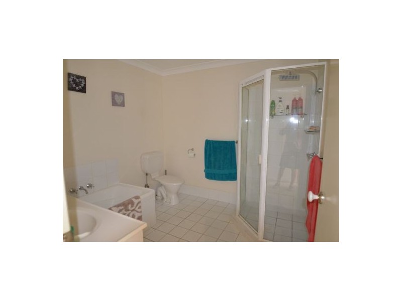 6 Crestridge Crecent, Oxenford QLD 4210