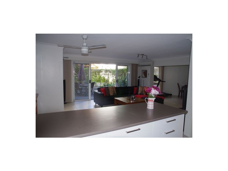 37 Bayview Street, Runaway Bay QLD 4216