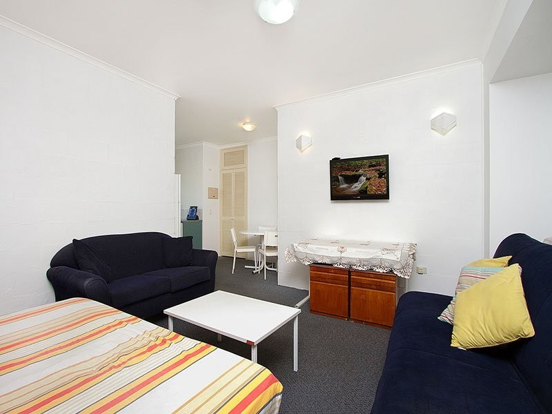 3 Whitmore Street, Taringa QLD 4068