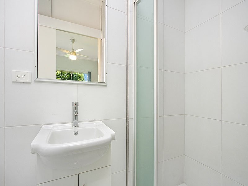 3 Whitmore Street, Taringa QLD 4068