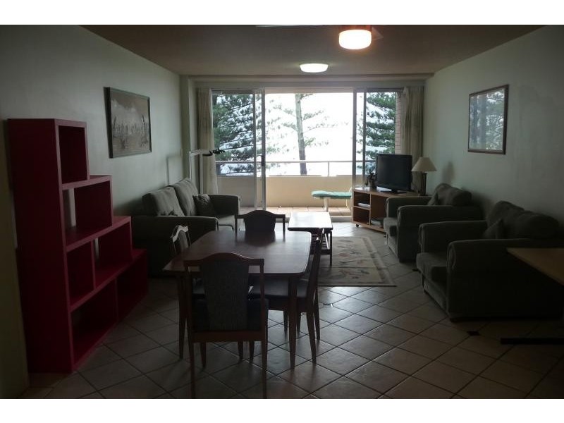 8/12 Goodwin Terrace, Burleigh Heads QLD 4220