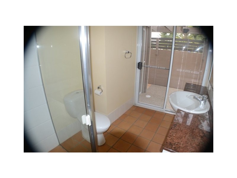 181 Stanhill Drive, Chevron Island QLD 4217