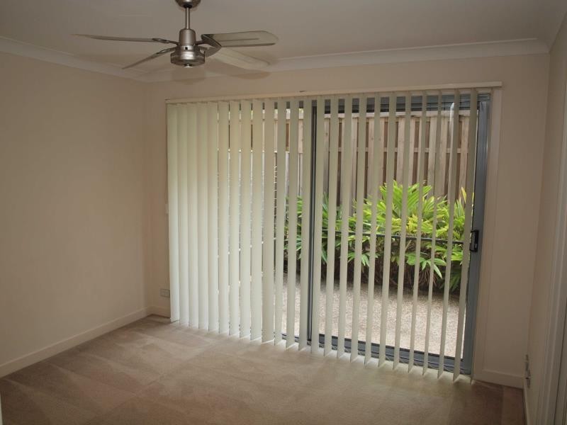 @/19 Carina Peak Drive, Varsity Lakes QLD 4227