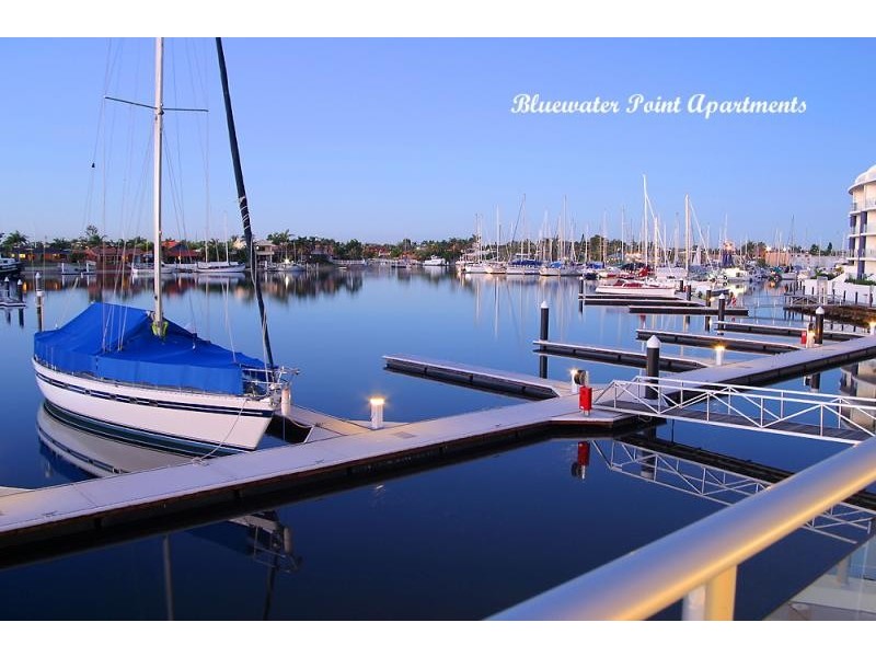 13 Nicklin Way, Minyama QLD 4575