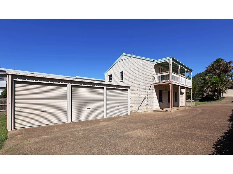 121 Eugaree Street, Southport QLD 4215
