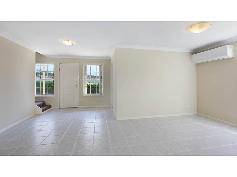 121 Eugaree Street, Southport QLD 4215