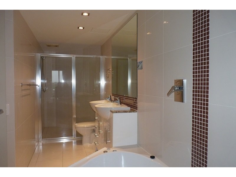 89 Landsborough Avenue, Scarborough QLD 4020