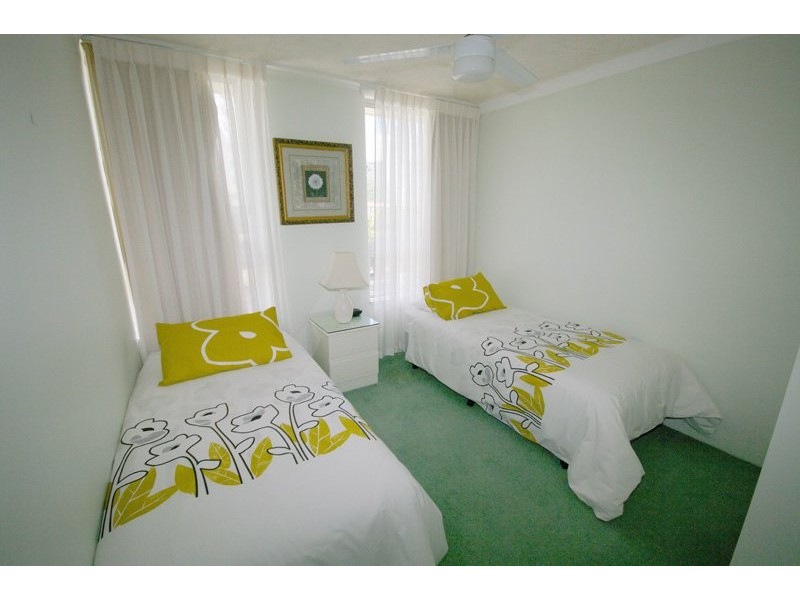 9/11 Garfield Street, Surfers Paradise QLD 4217