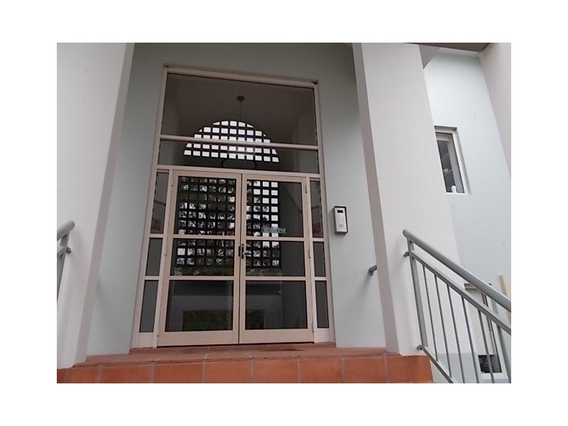 6/76-80 Chichester Drive, Arundel QLD 4214