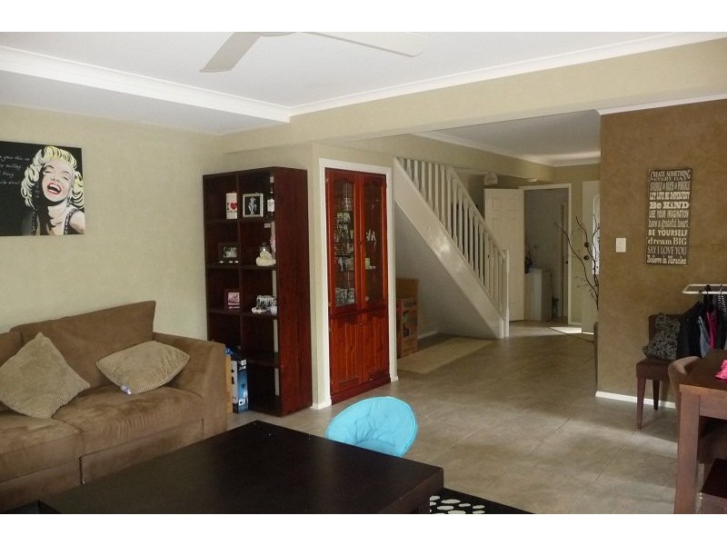 1/302 College Road, Karana Downs QLD 4306