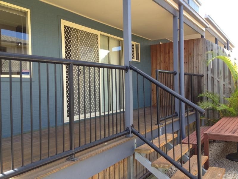 100 Oakmont Avenue, Oxley QLD 4075