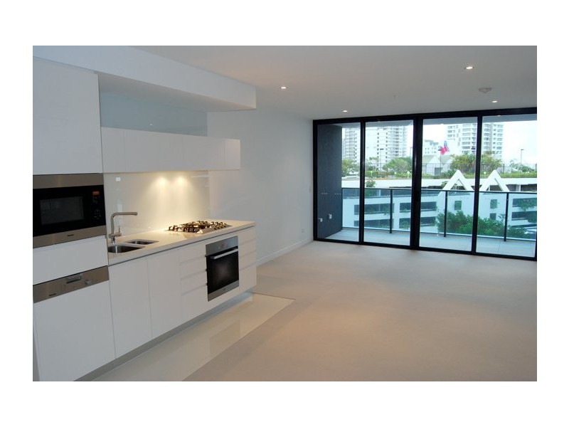 21 Elizabeth Street, Broadbeach QLD 4218