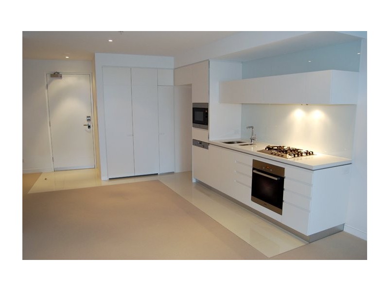 21 Elizabeth Street, Broadbeach QLD 4218