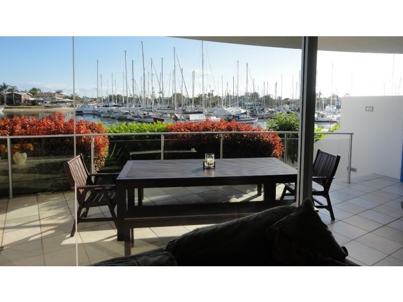 13 Nicklin Way, Minyama QLD 4575