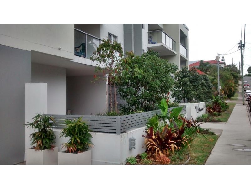 4-6 Lockhart Street, Woolloongabba QLD 4102