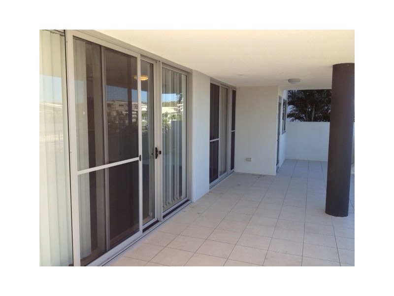 27 Boardwalk Boulevard, Mount Coolum QLD 4573