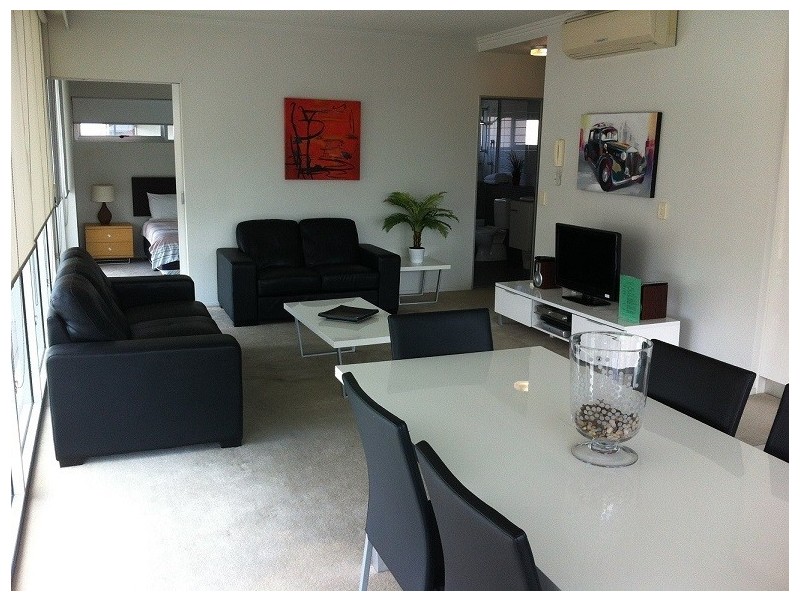 89 Lambert St, Kangaroo Point QLD 4169