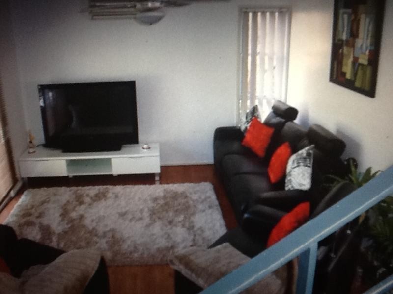 8 Buliti Street, Hope Island QLD 4212