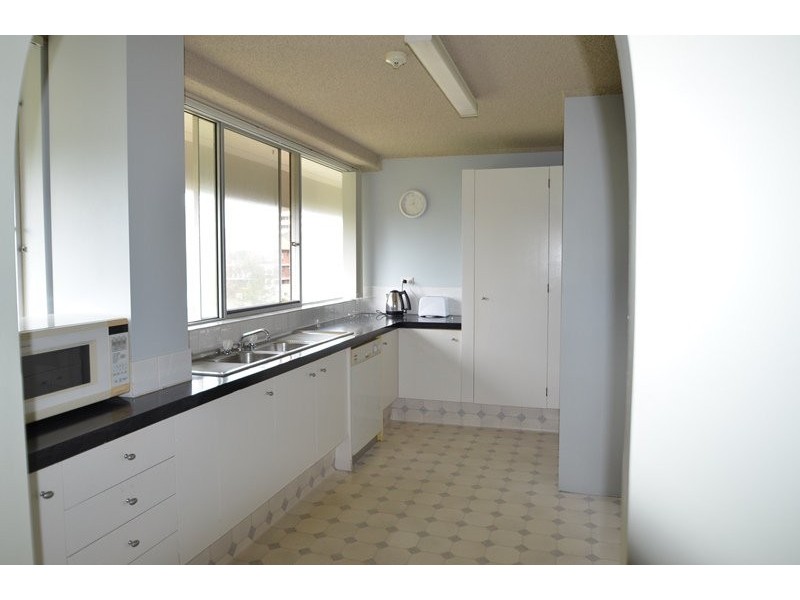 16 MacArthur Parade, Main Beach QLD 4217