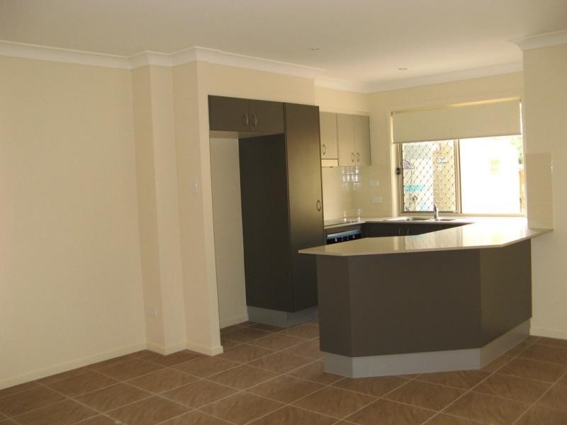 582 Manly Road, Wakerley QLD 4154