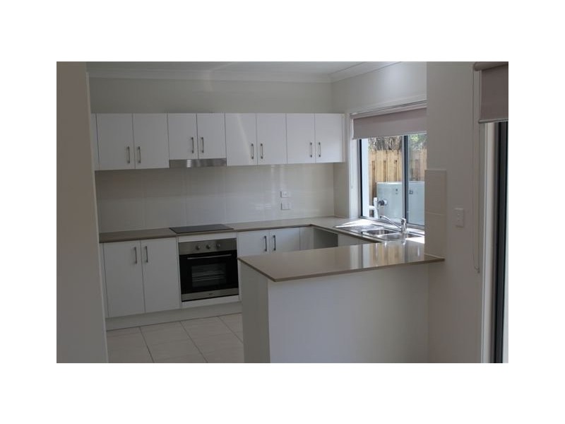 24/26 Careel Close, Helensvale QLD 4212