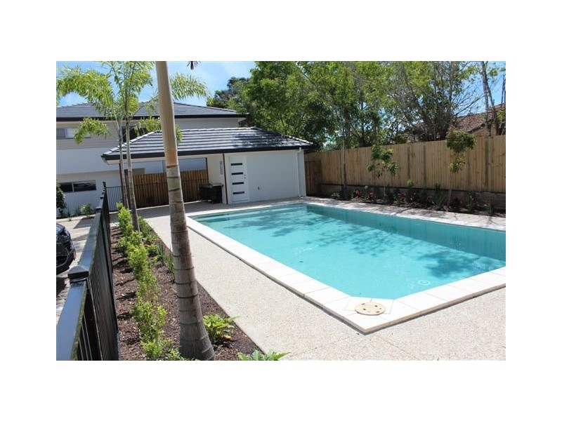 24/26 Careel Close, Helensvale QLD 4212