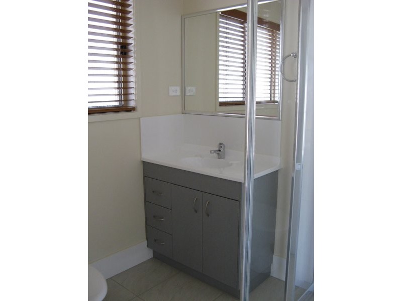 SLUG/582 Manly Road, Wakerley QLD 4154