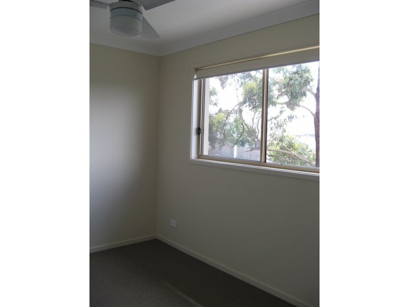SLUG/582 Manly Road, Wakerley QLD 4154