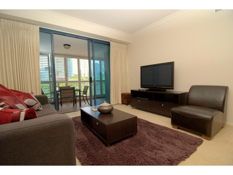 45 Deakin Street, Kangaroo Point QLD 4169