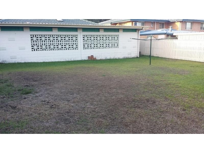 121 Middle Road, Coopers Plains QLD 4108