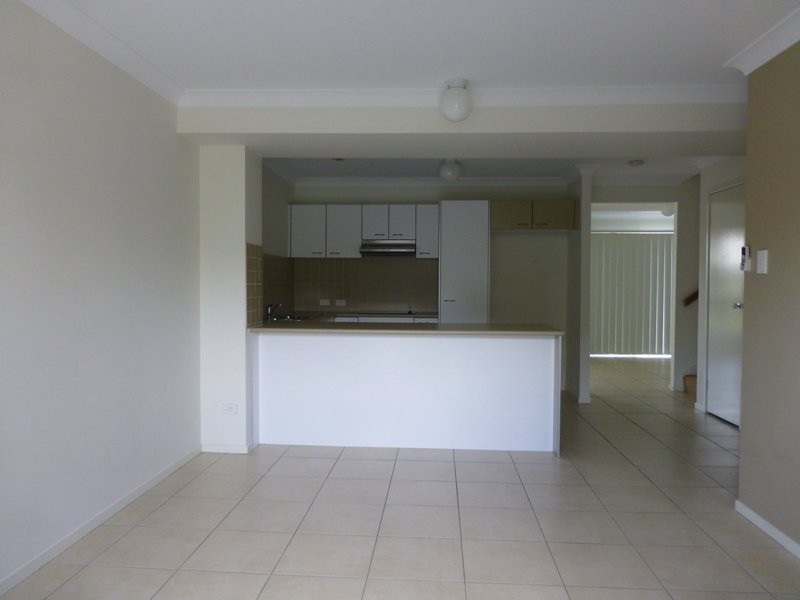 30 Carmarthen Circuit, Pacific Pines QLD 4211