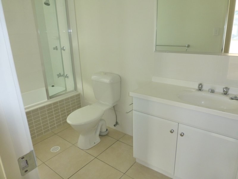 30 Carmarthen Circuit, Pacific Pines QLD 4211